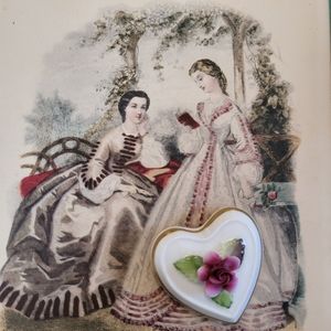 Vintage Crown Staffordshire Heart Shaped Trinket Box w/Rose ~ Bone China